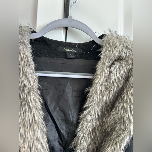 Point Zero Women's Black Faux Fur Blend Trim Coat Size Small - Picture 4 of 6